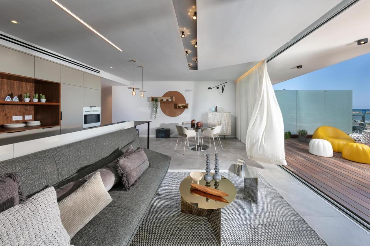 Beach Lux Apartment Haifa Exteriör bild